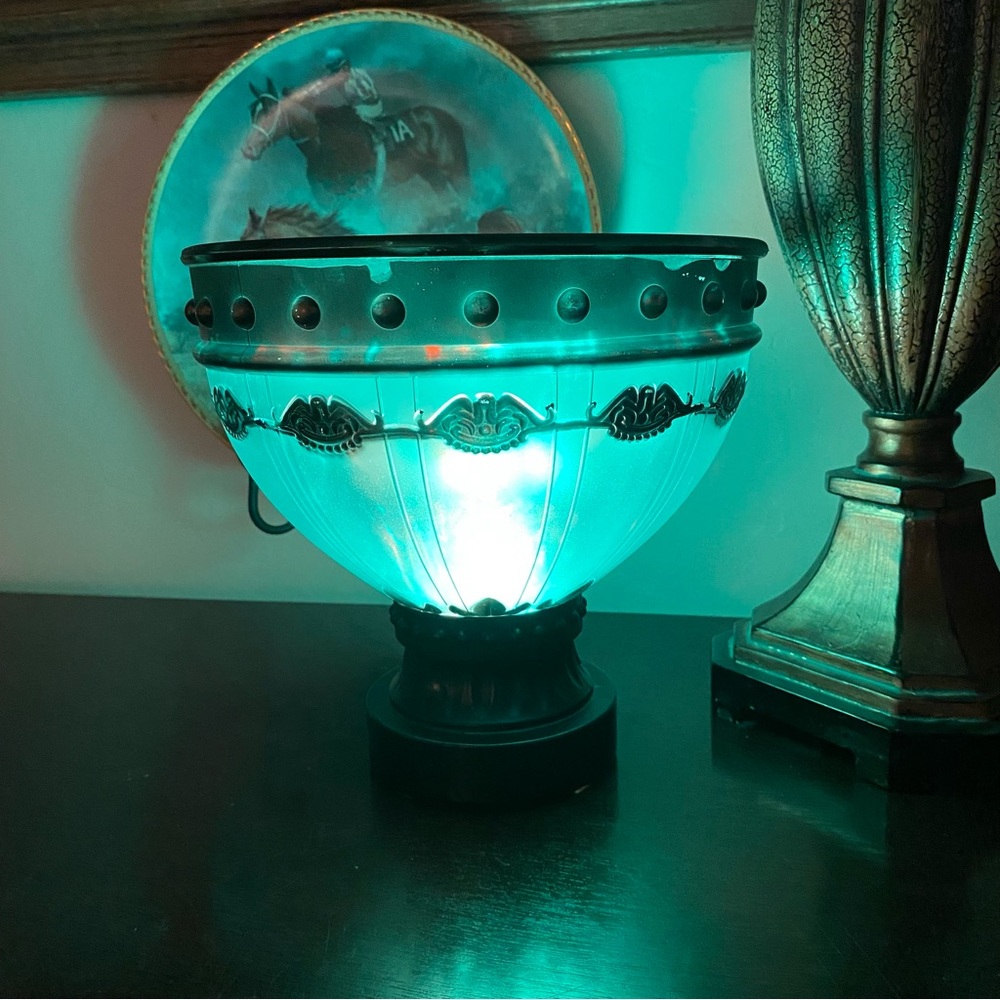 GEMMY Halloween LIGHT UP Spooky PEDESTAL CANDY DISH Green Flame Witch Cauldron